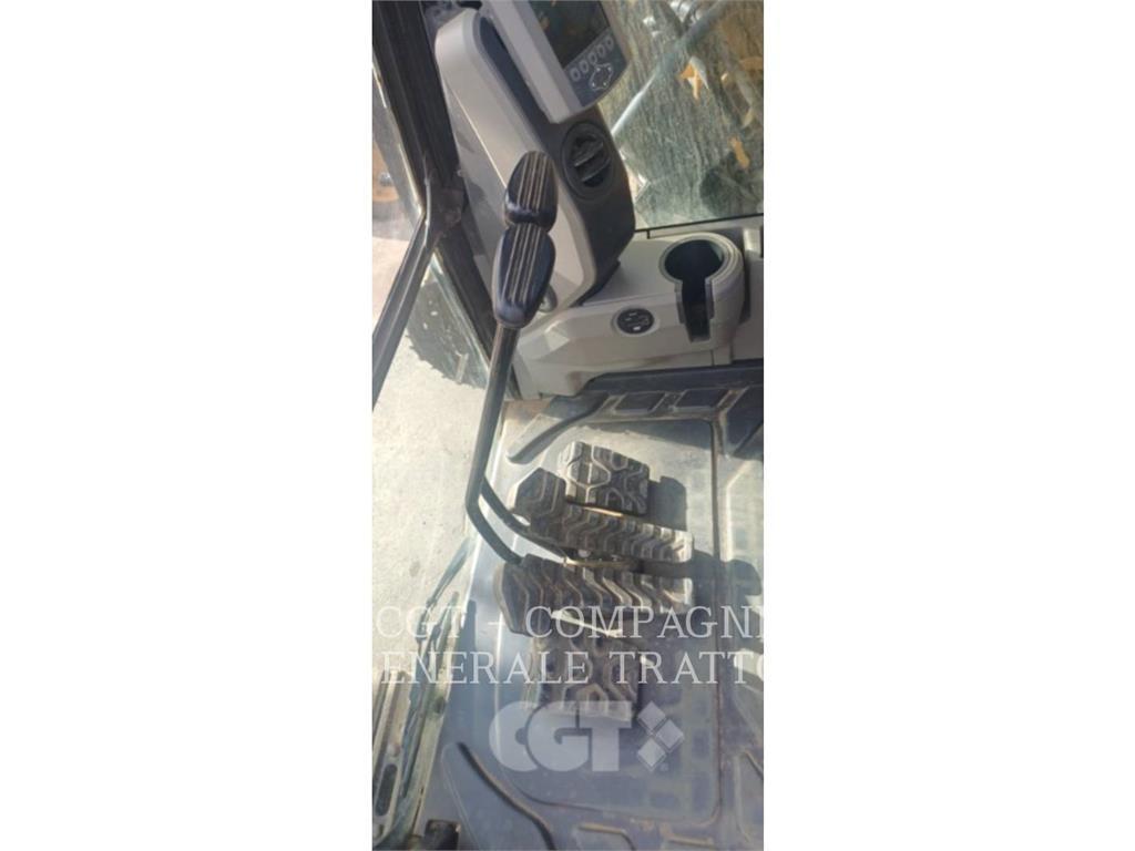 CAT 323F Pásové rýpadlá