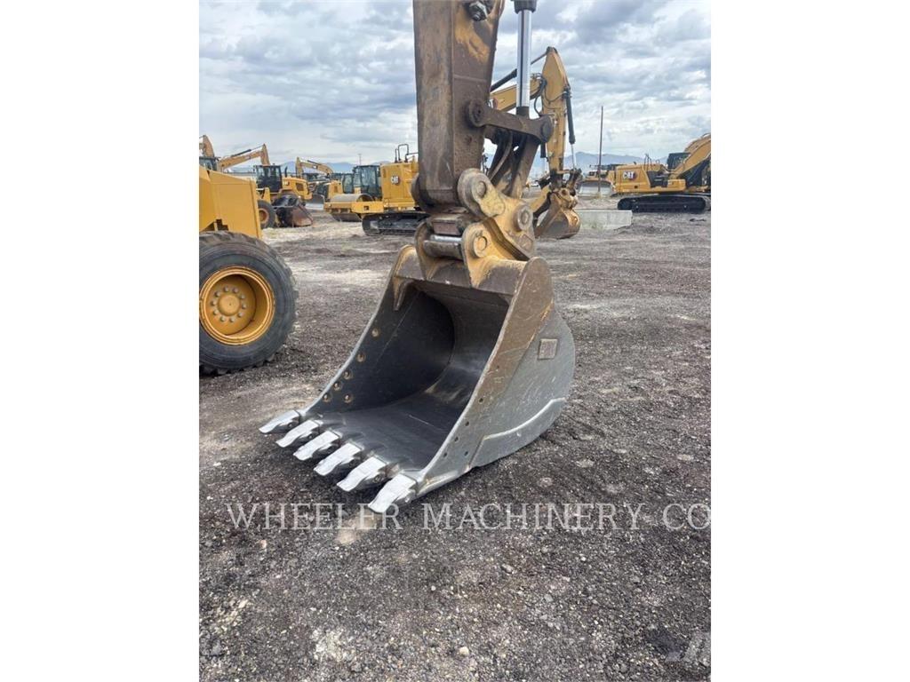 CAT 323F L CF Pásové rýpadlá