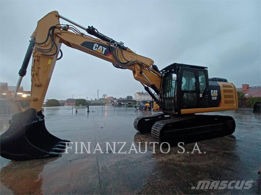 CAT 323F SA Pásové rýpadlá