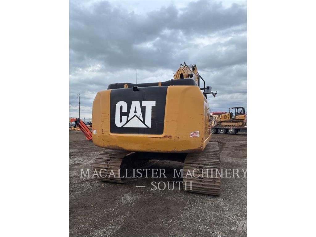 CAT 323FL Pásové rýpadlá