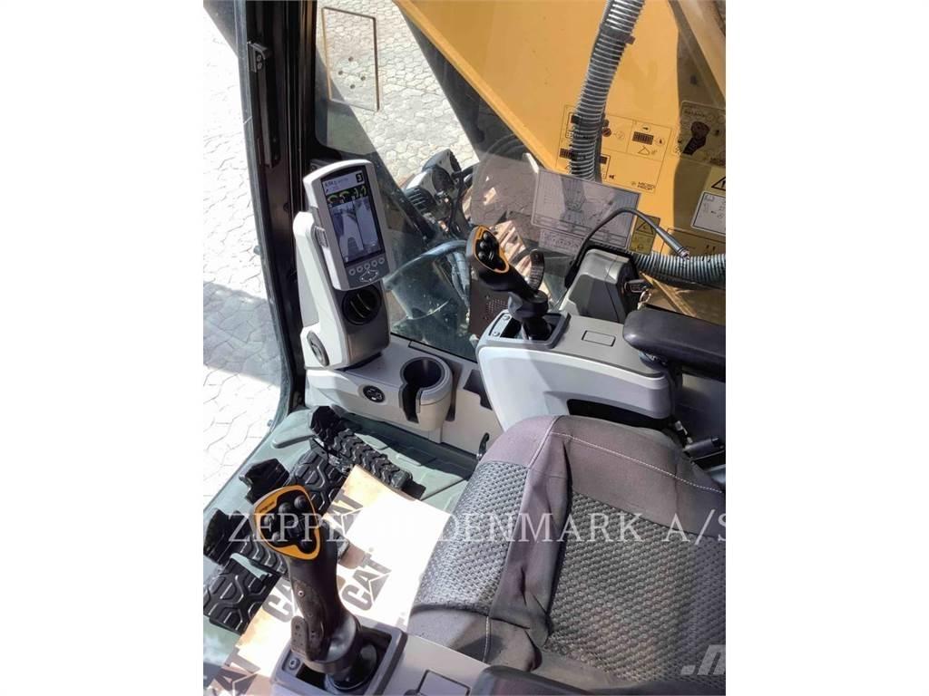 CAT 323FL Pásové rýpadlá