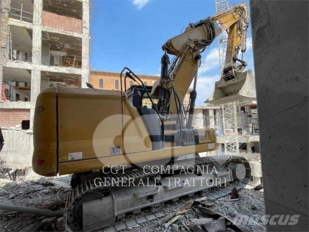 CAT 323LN Pásové rýpadlá