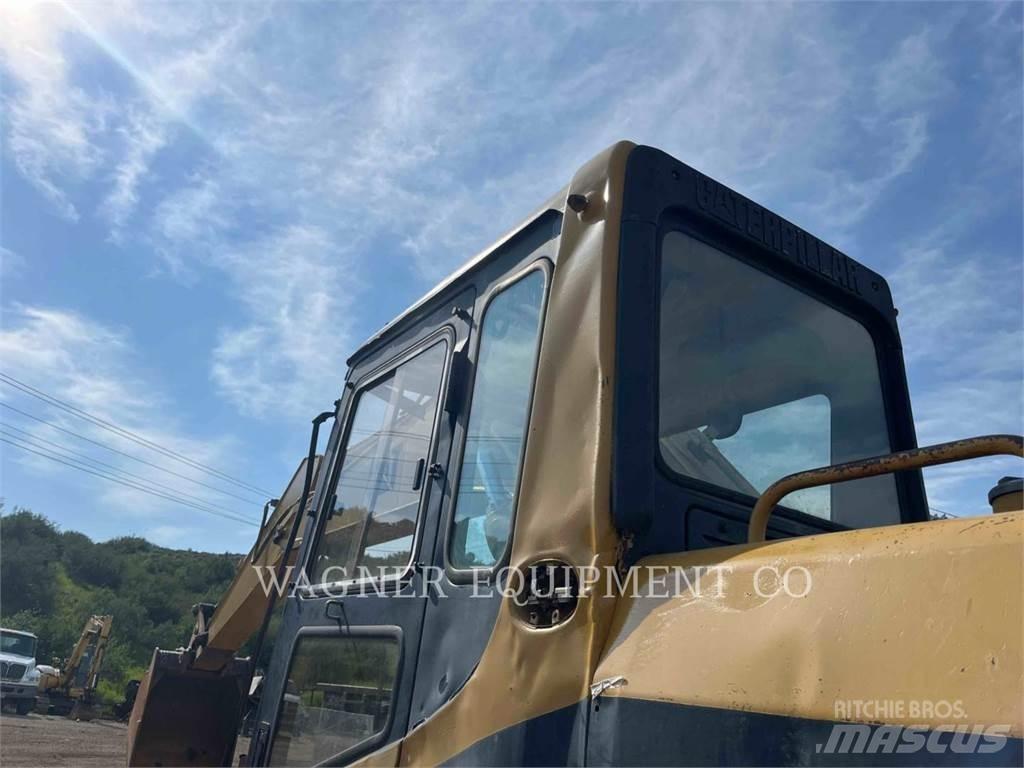 CAT 325 Pásové rýpadlá