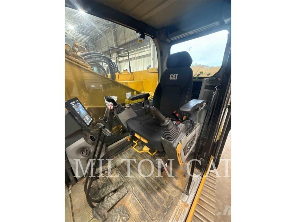 CAT 325 Pásové rýpadlá