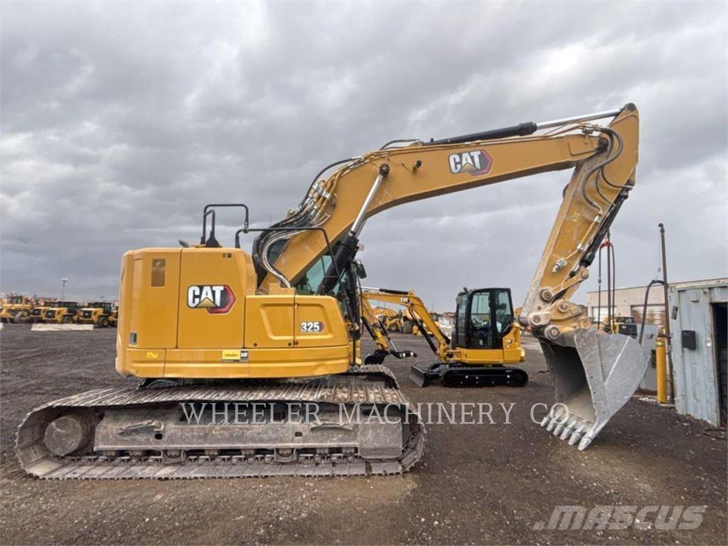 CAT 325 CF Pásové rýpadlá