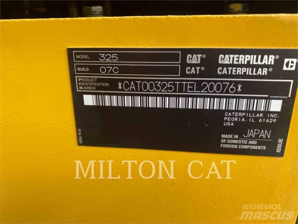 CAT 32507 Pásové rýpadlá