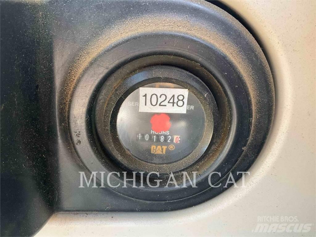 CAT 325CL Pásové rýpadlá