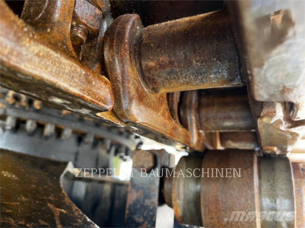 CAT 325FL Pásové rýpadlá