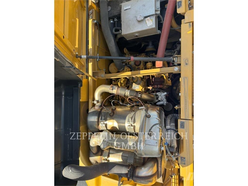 CAT 325FLCR Pásové rýpadlá