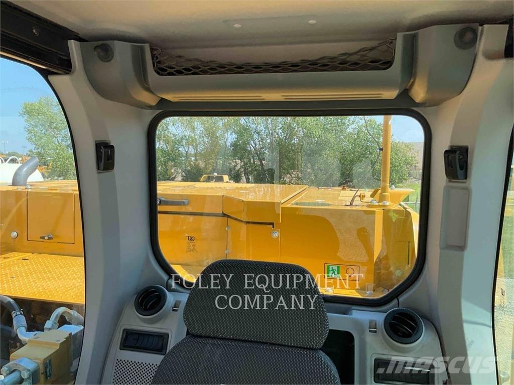 CAT 326-079X Pásové rýpadlá