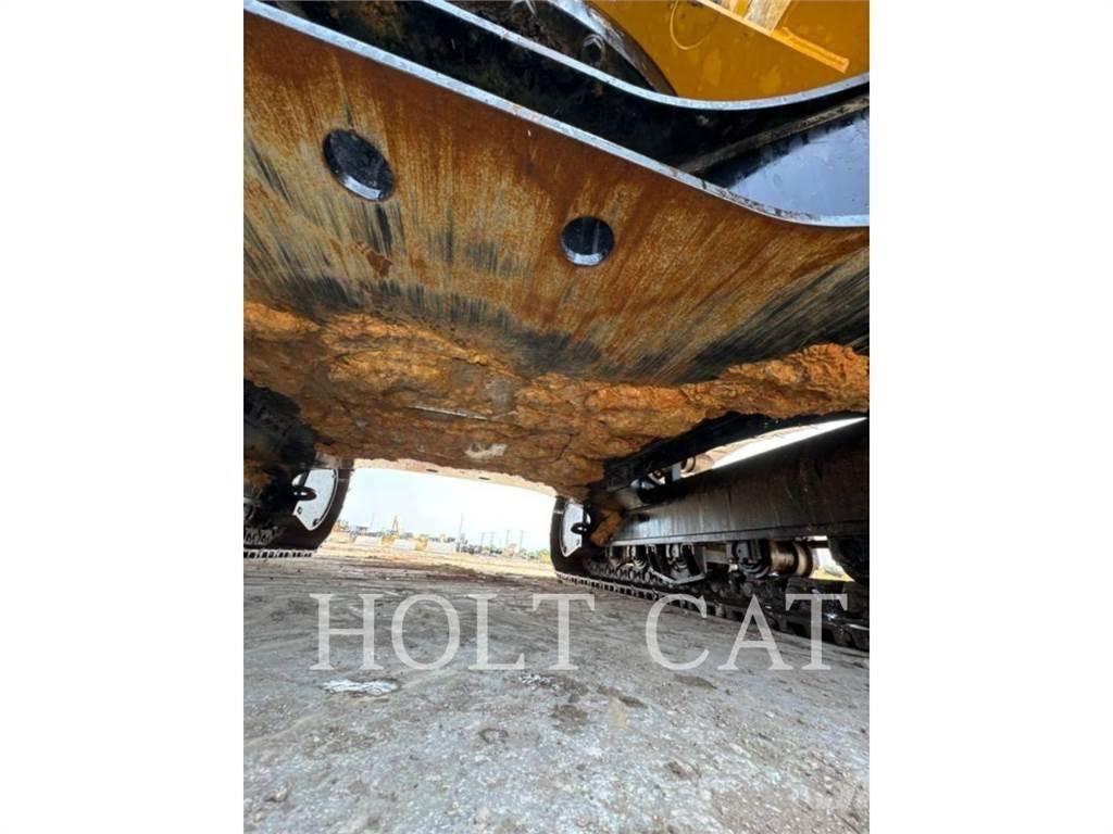 CAT 326 LRF Pásové rýpadlá