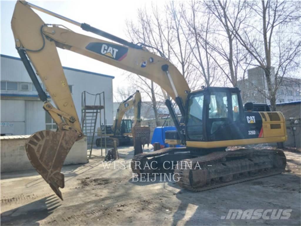 CAT 326D2L Pásové rýpadlá