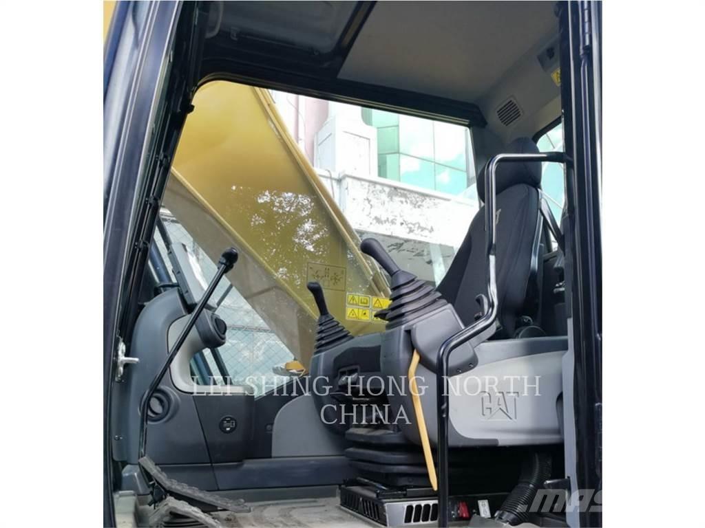 CAT 326D2L Pásové rýpadlá