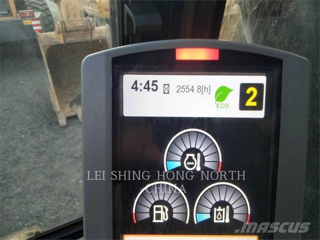 CAT 326D2L Pásové rýpadlá