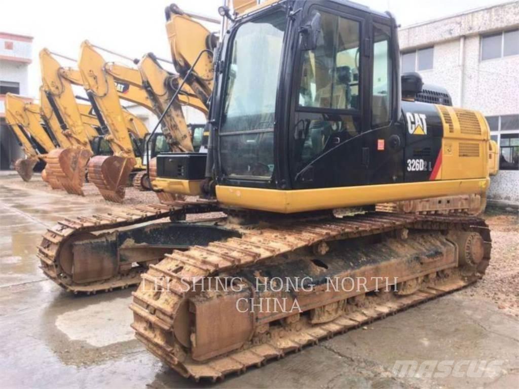 CAT 326D2L Pásové rýpadlá