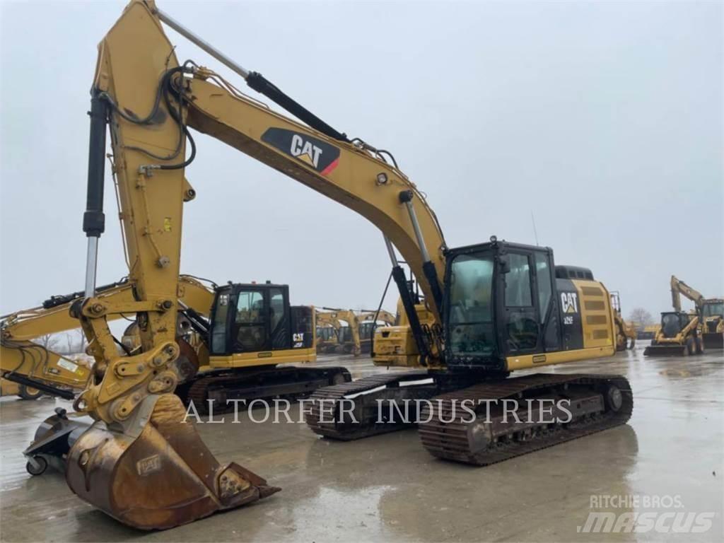 CAT 326FL Pásové rýpadlá
