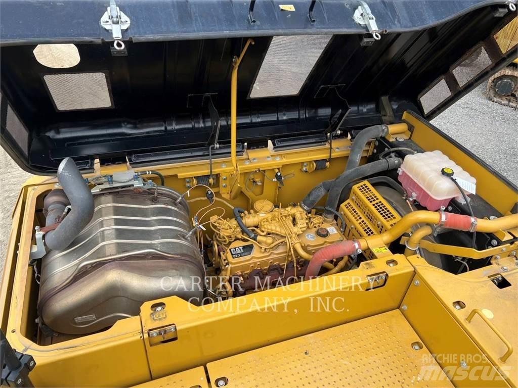 CAT 326FL Pásové rýpadlá
