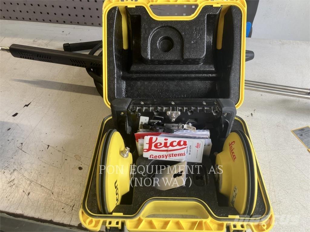CAT 326FL Pásové rýpadlá