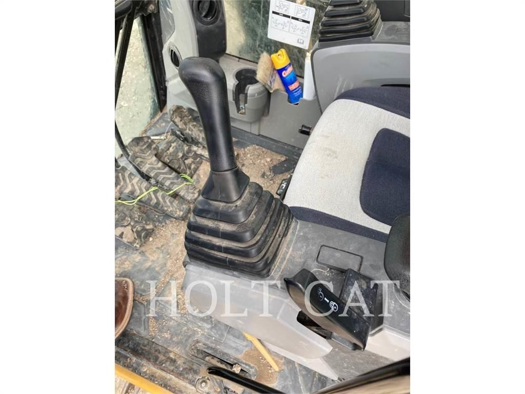 CAT 326FL Pásové rýpadlá