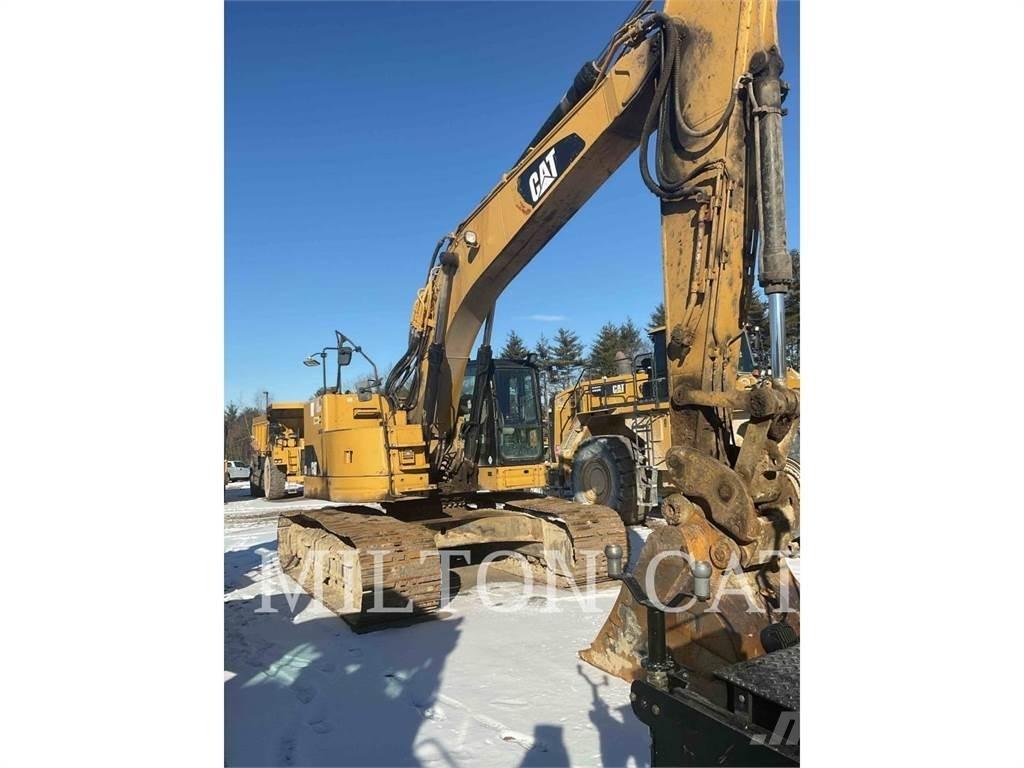 CAT 328D L CR Pásové rýpadlá