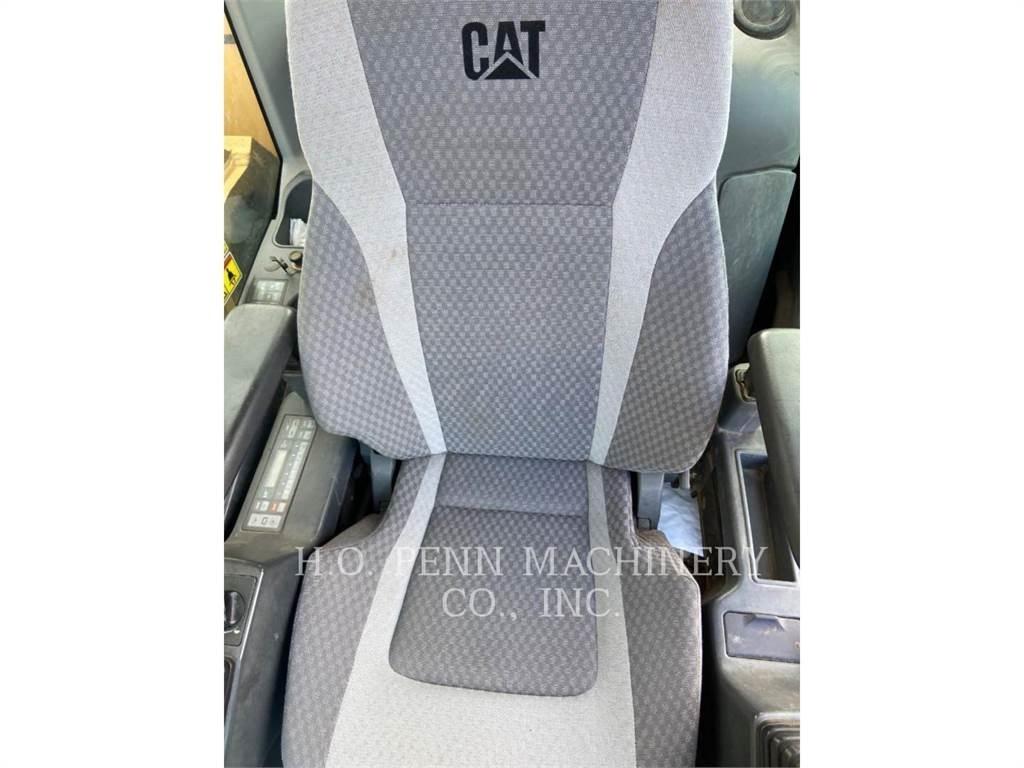 CAT 328DLCR Pásové rýpadlá