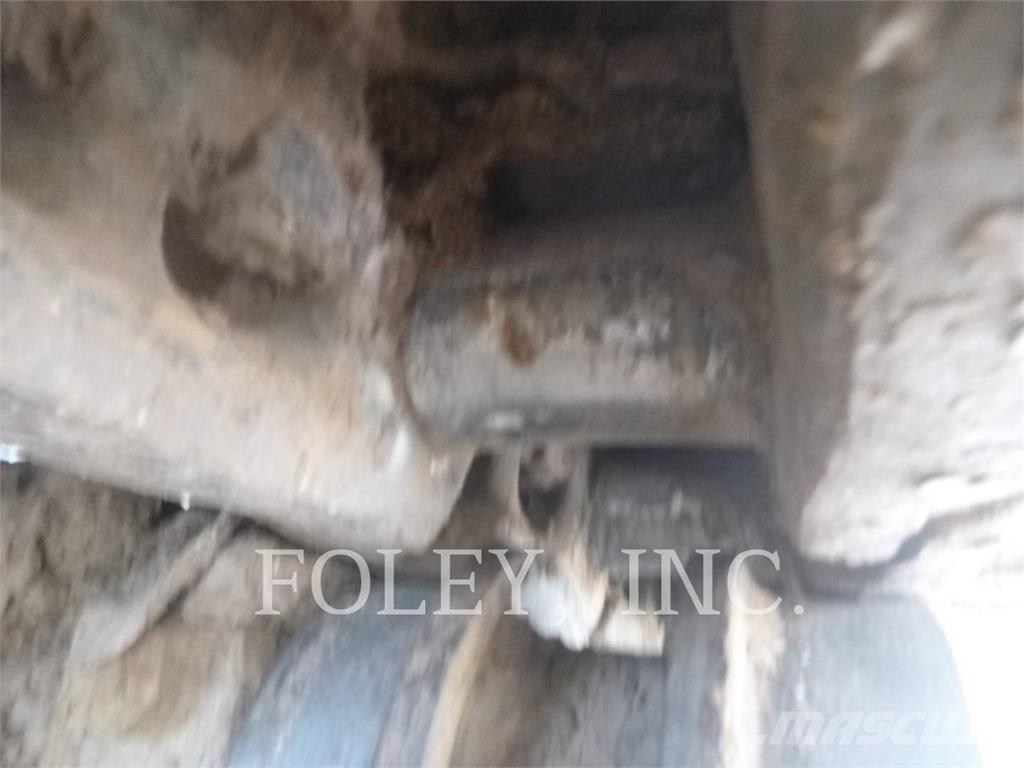 CAT 328DLCR Pásové rýpadlá