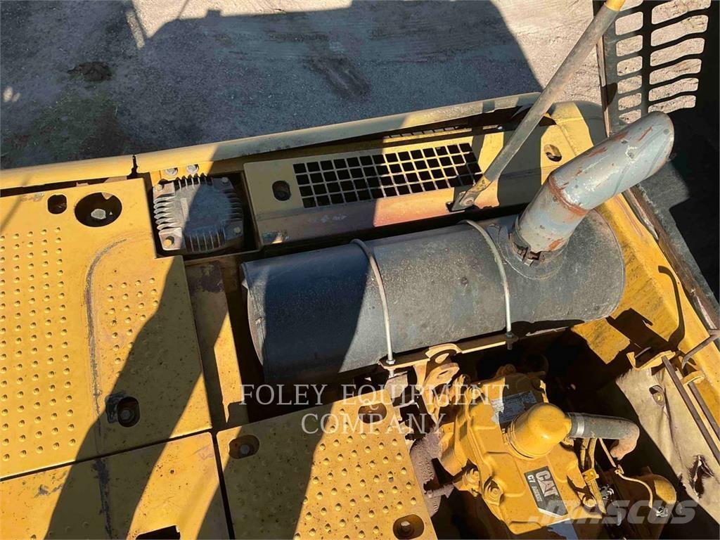 CAT 329DL Pásové rýpadlá