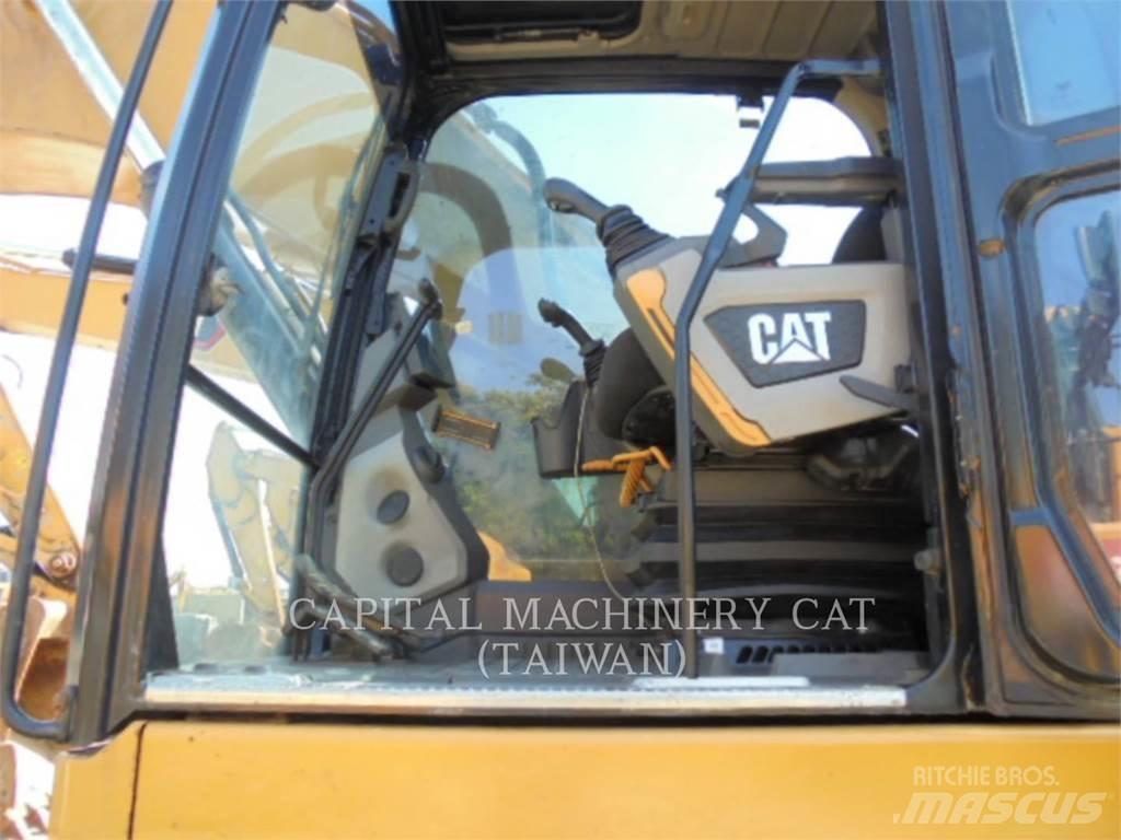 CAT 330-07 Pásové rýpadlá