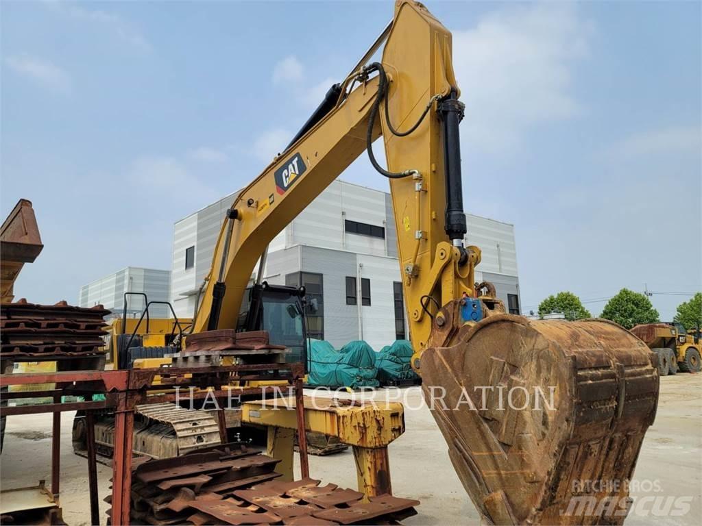 CAT 330-07 Pásové rýpadlá
