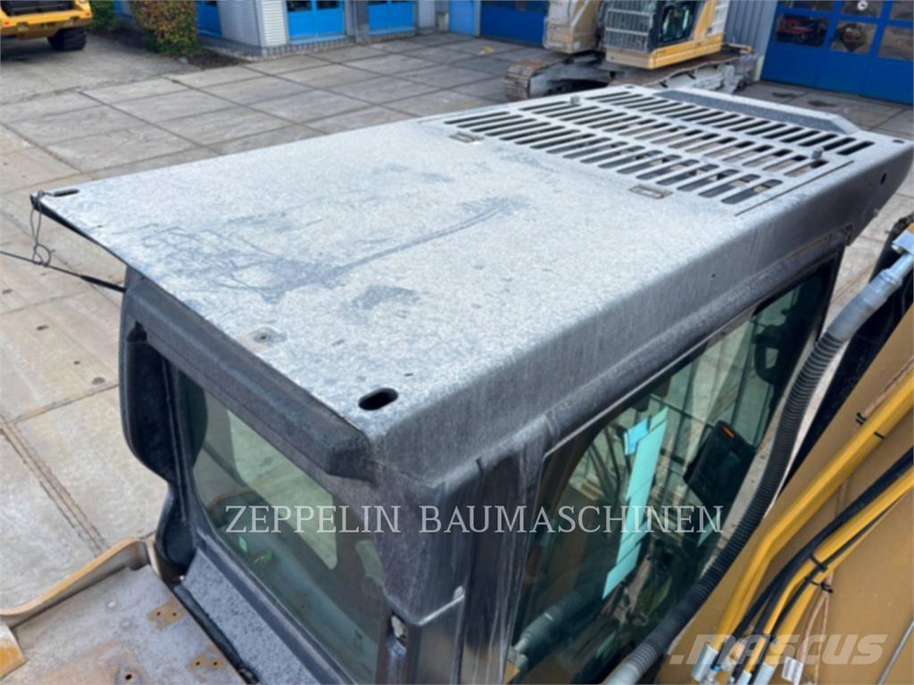 CAT 330-07 Pásové rýpadlá