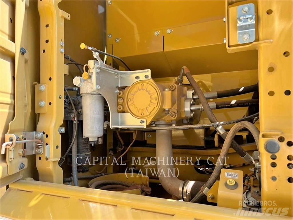 CAT 330-07 Pásové rýpadlá