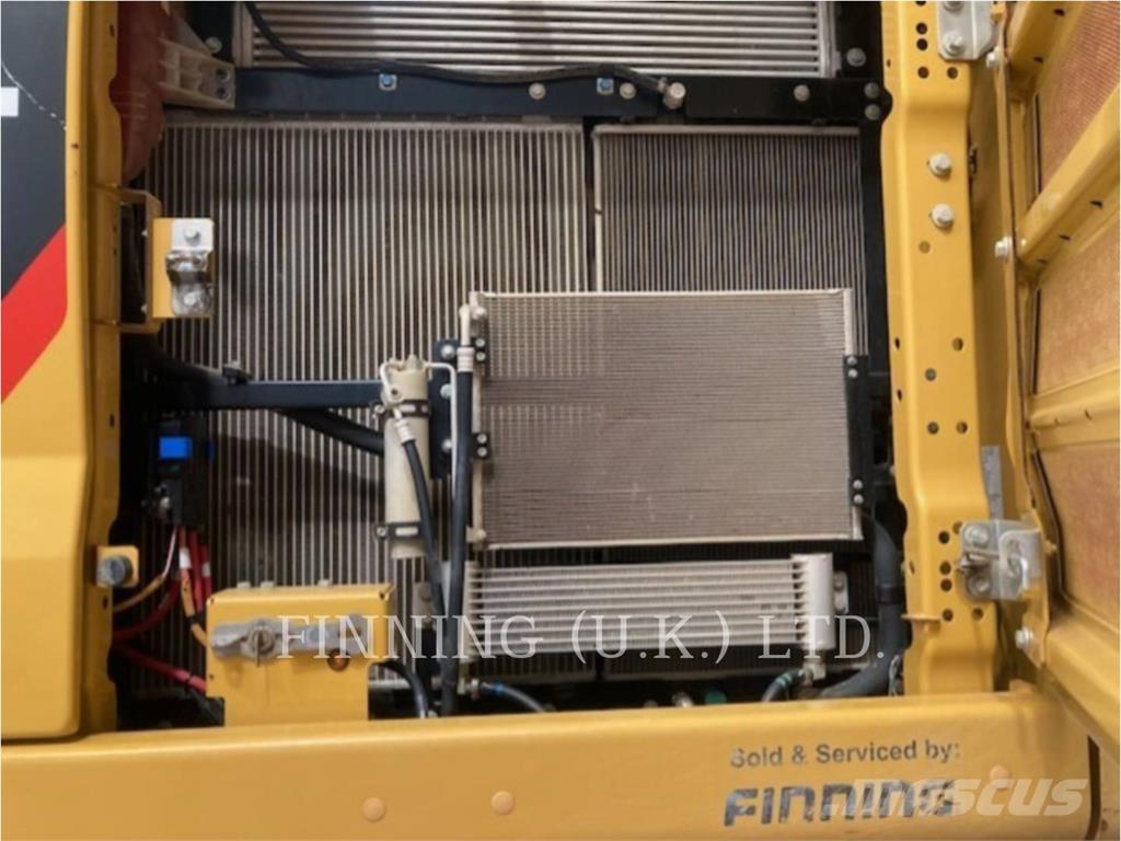 CAT 330 2D Pásové rýpadlá