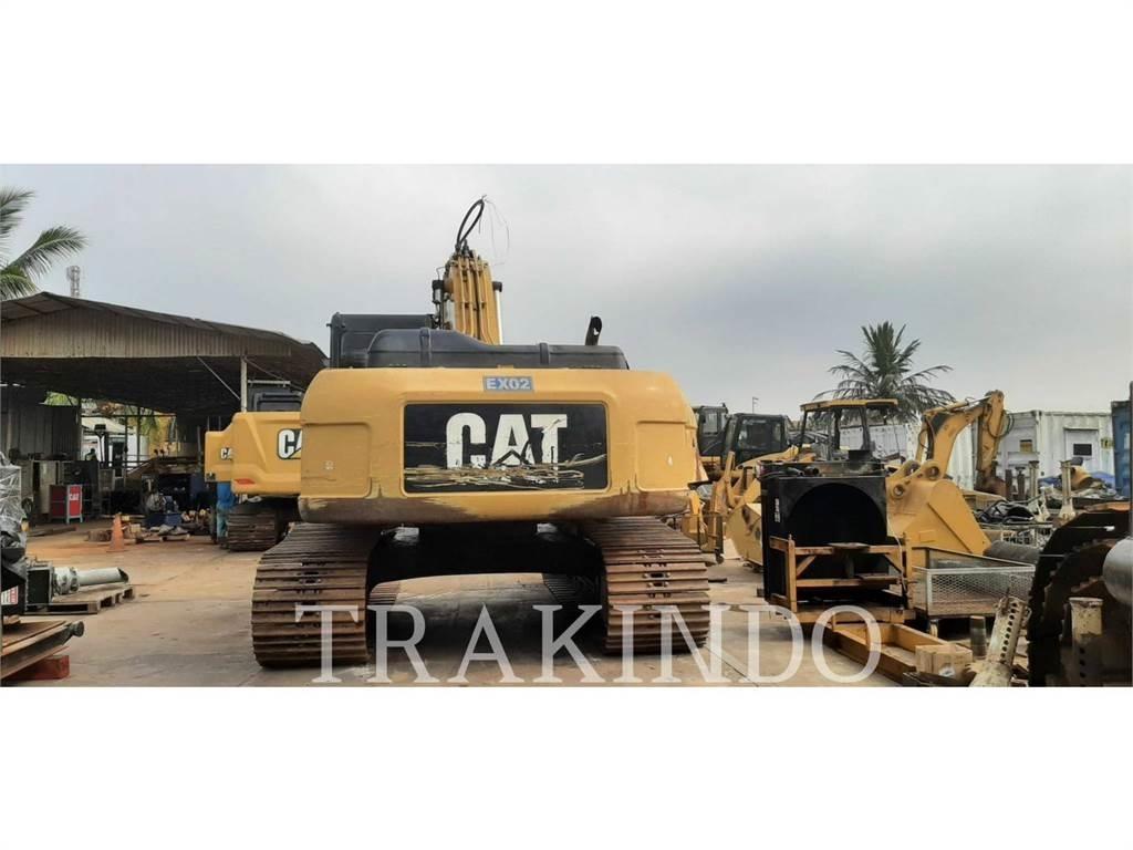 CAT 330D2L Pásové rýpadlá