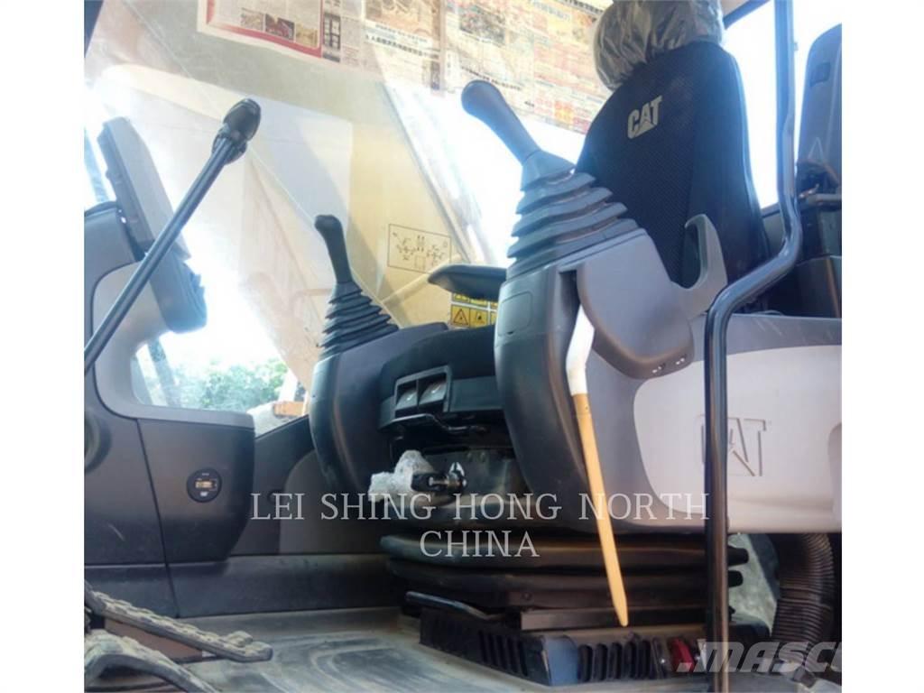 CAT 330D2L Pásové rýpadlá