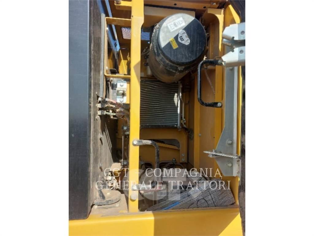 CAT 330F Pásové rýpadlá