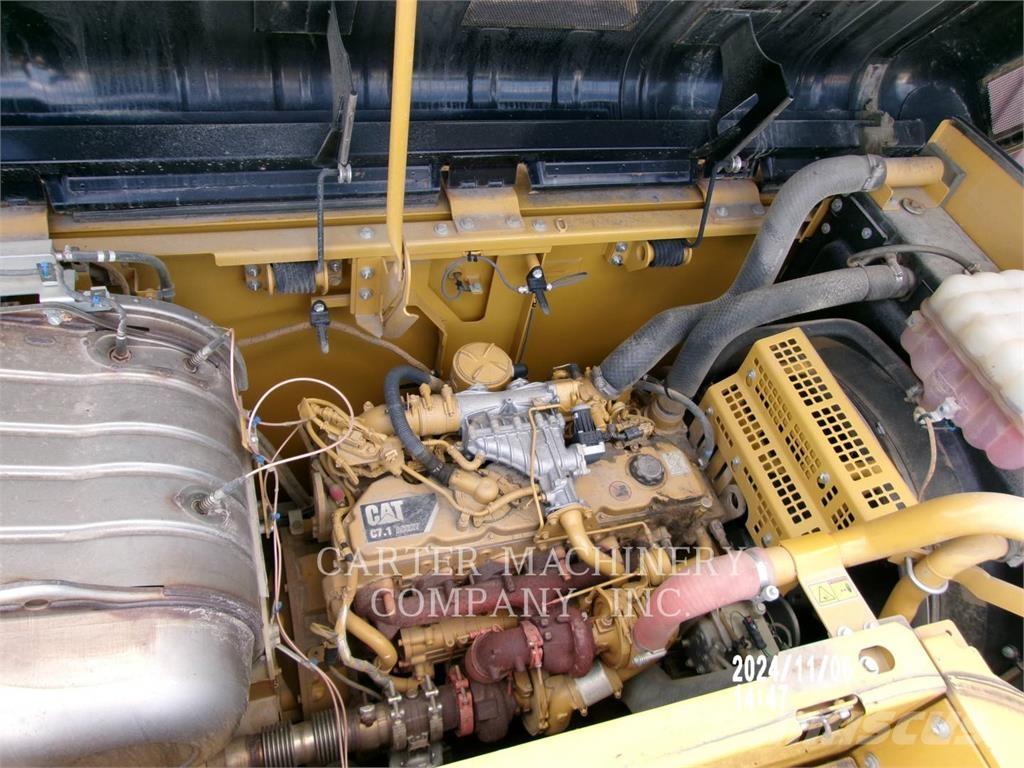 CAT 330FL Pásové rýpadlá