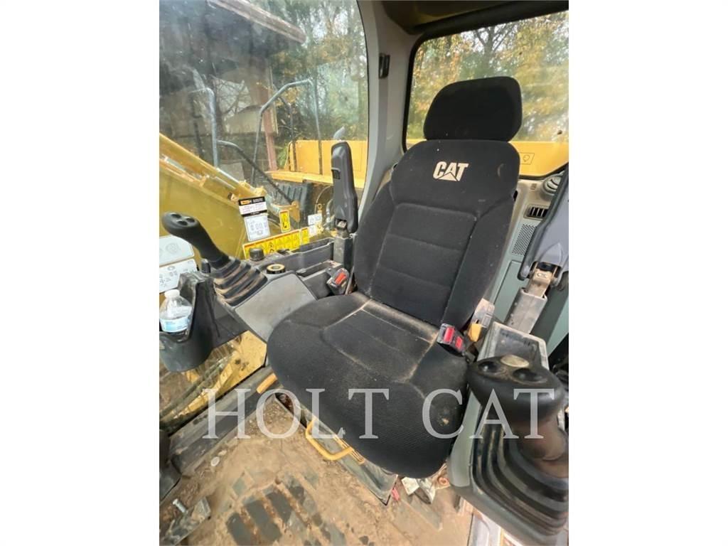 CAT 330GC Pásové rýpadlá