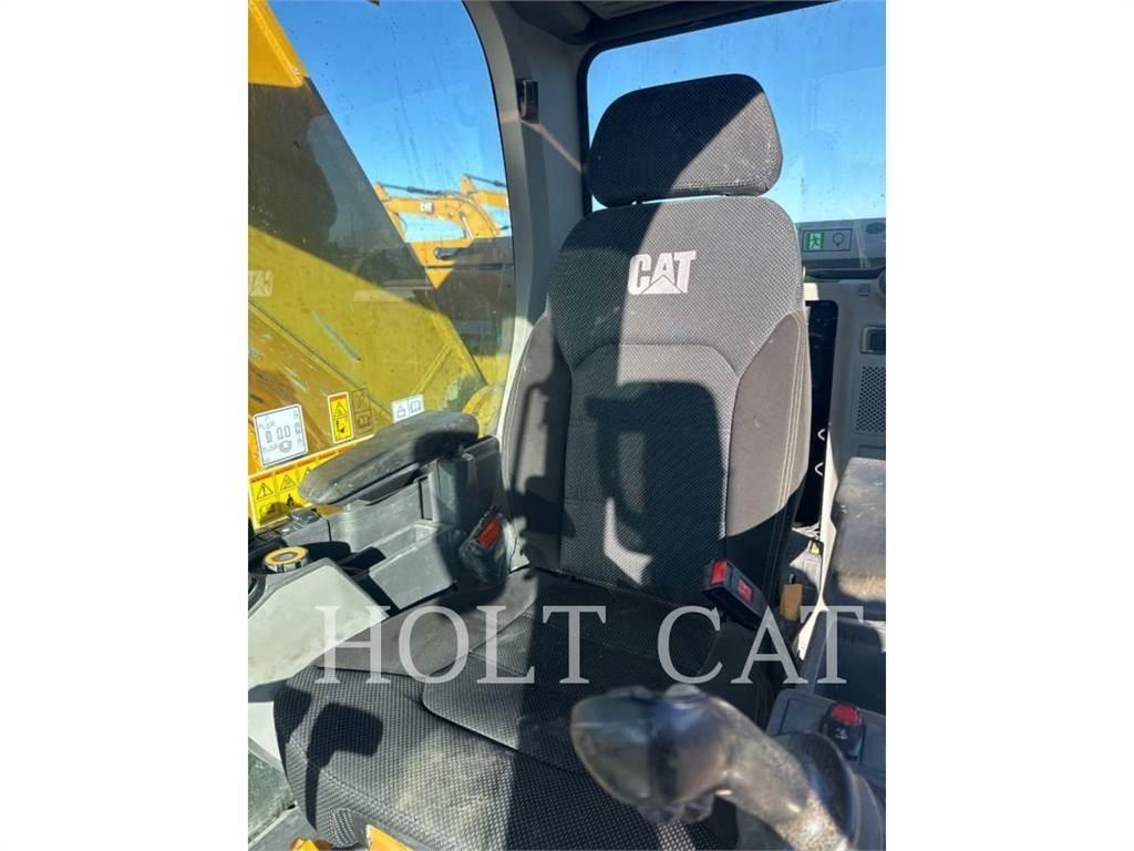 CAT 335 Pásové rýpadlá