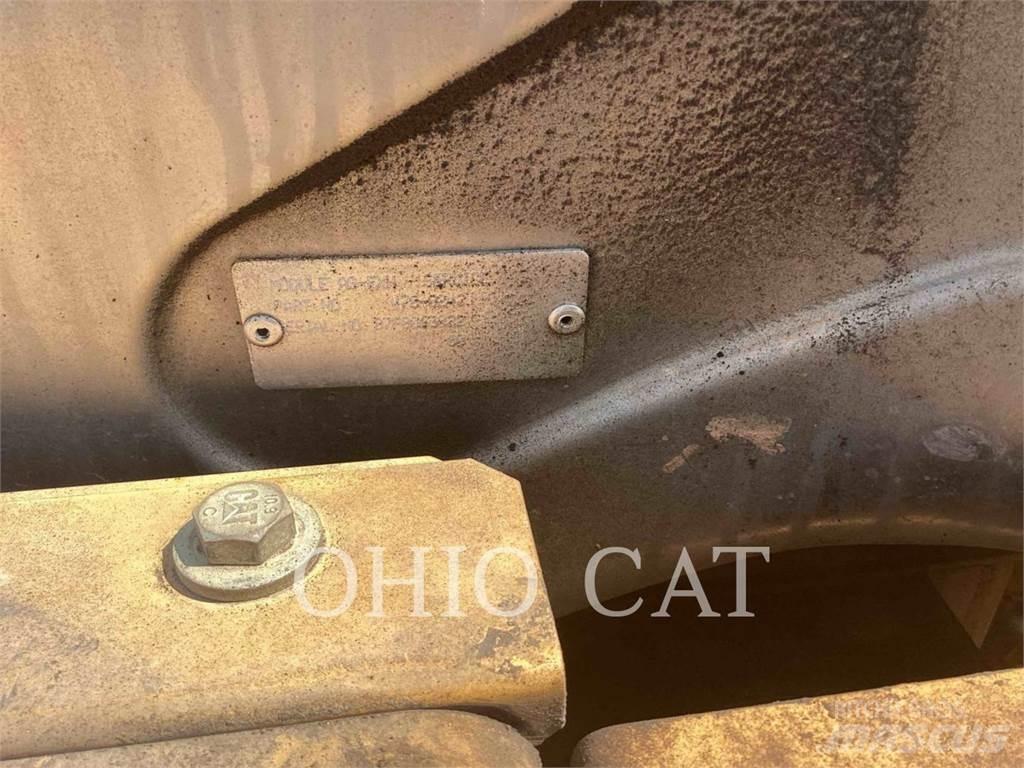 CAT 335FL Pásové rýpadlá