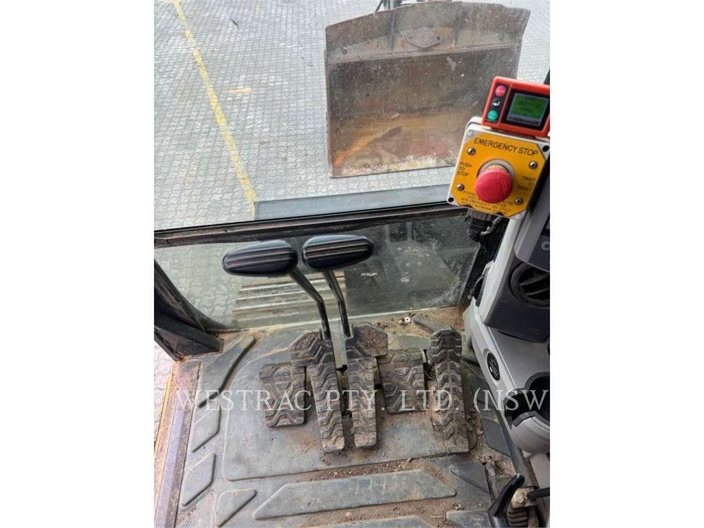 CAT 335FLCR Pásové rýpadlá