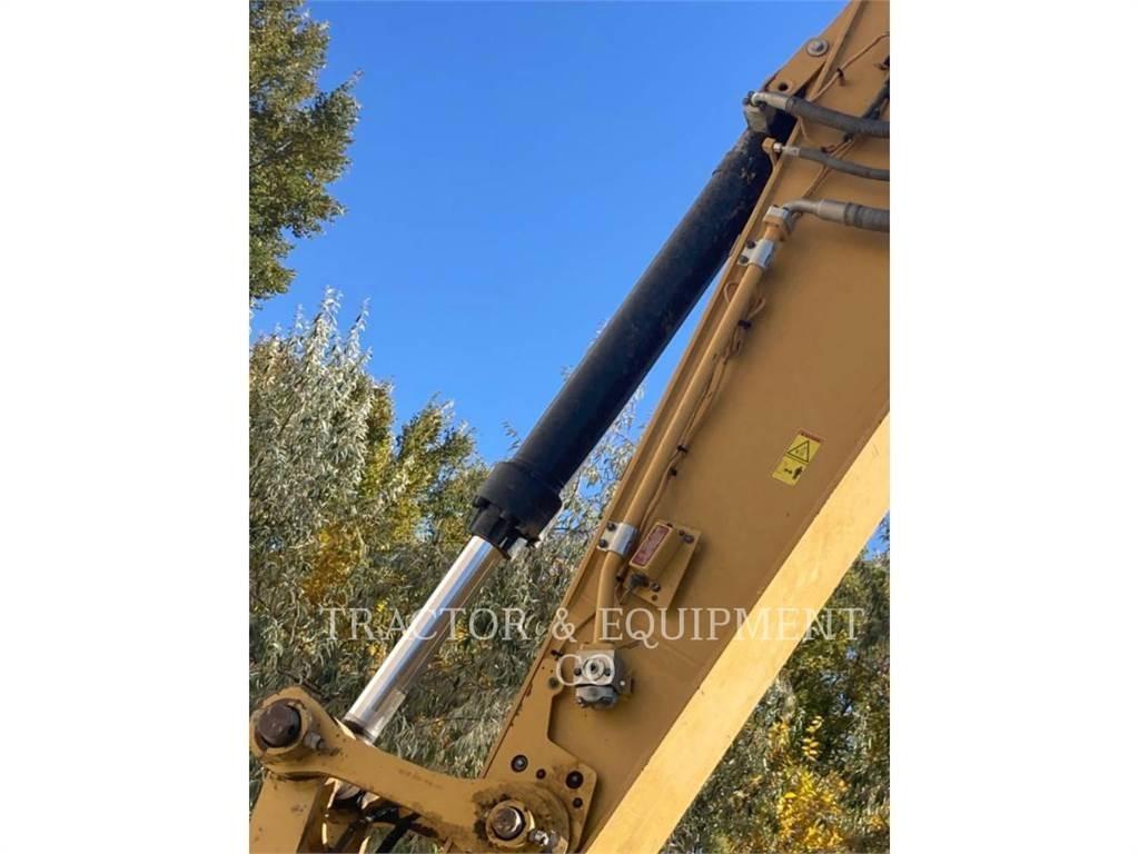 CAT 336 Pásové rýpadlá
