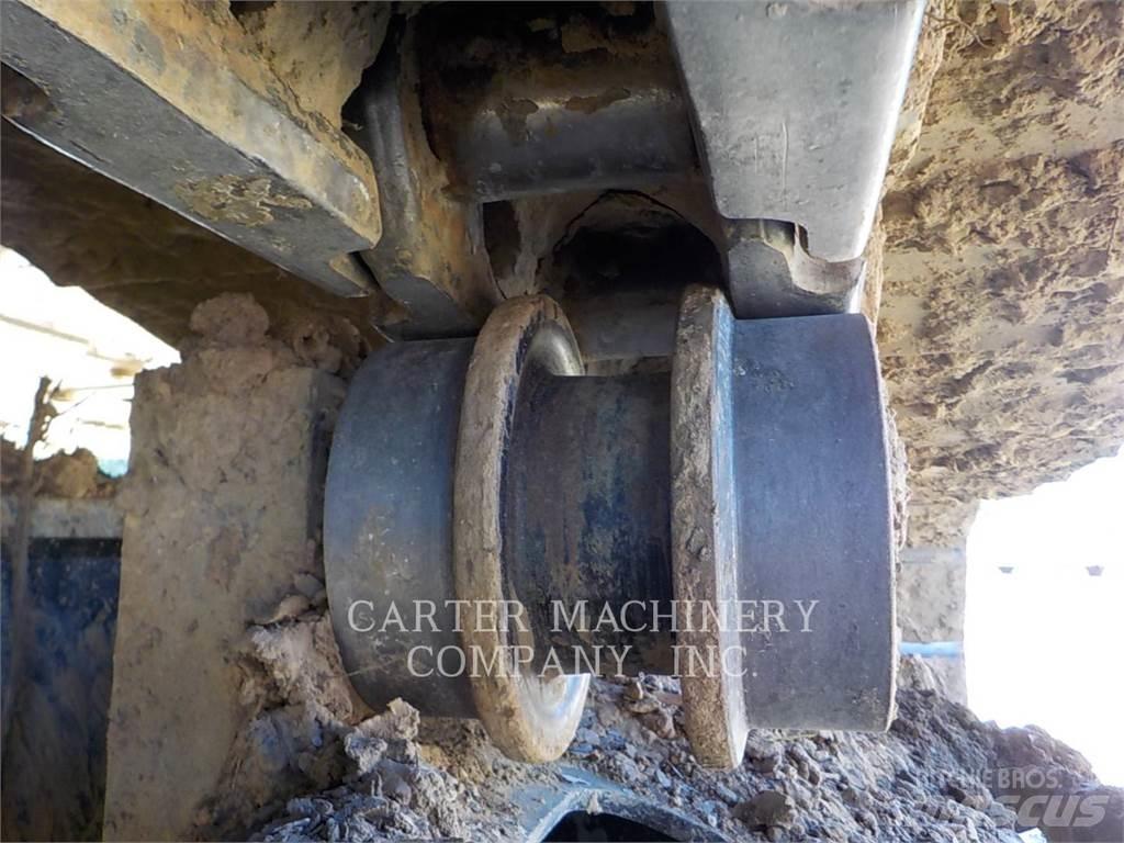 CAT 336-07 Pásové rýpadlá