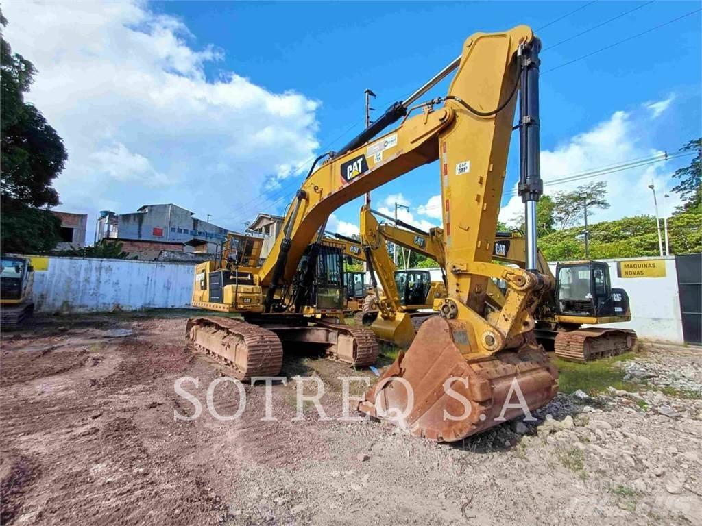 CAT 33607 Pásové rýpadlá
