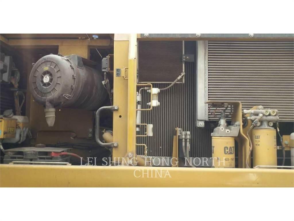 CAT 336D2 Pásové rýpadlá