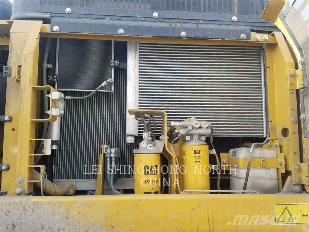 CAT 336D2 Pásové rýpadlá