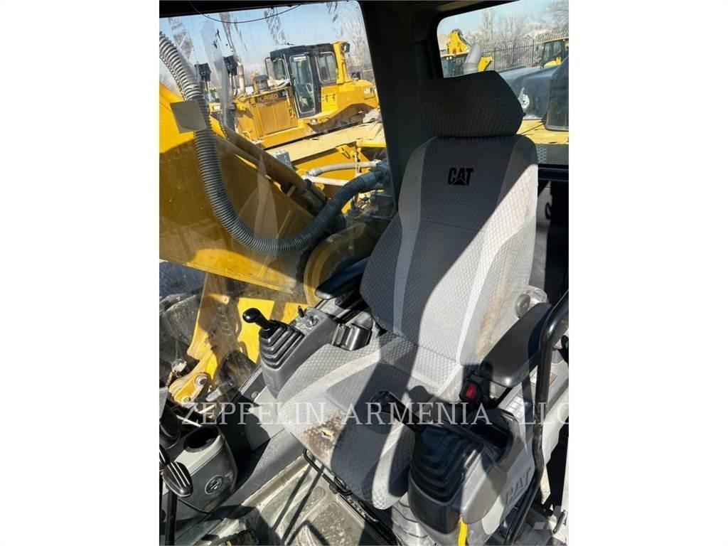 CAT 336D2L Pásové rýpadlá