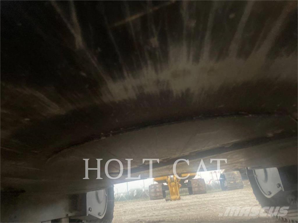CAT 340 10 Pásové rýpadlá