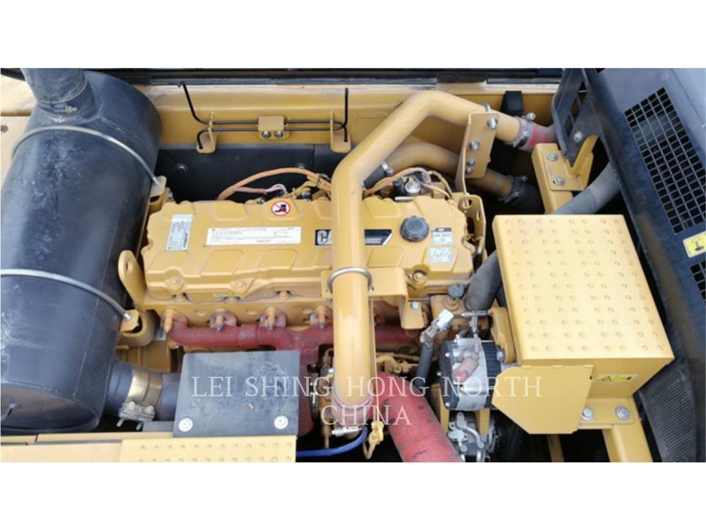 CAT 340D2L Pásové rýpadlá