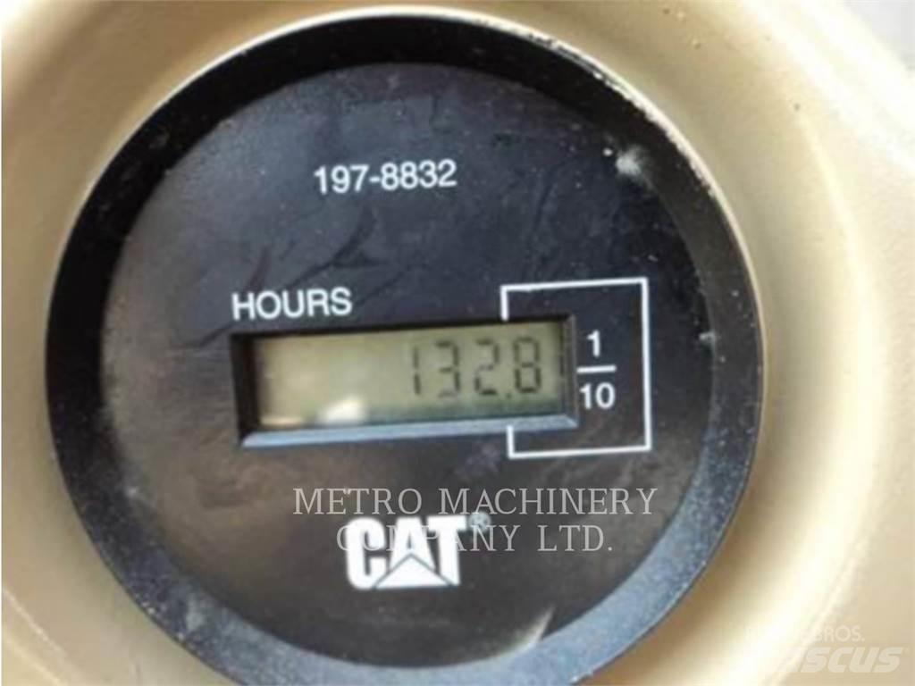 CAT 345B Pásové rýpadlá