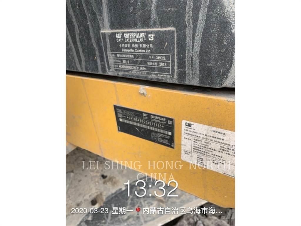 CAT 349D2L Pásové rýpadlá